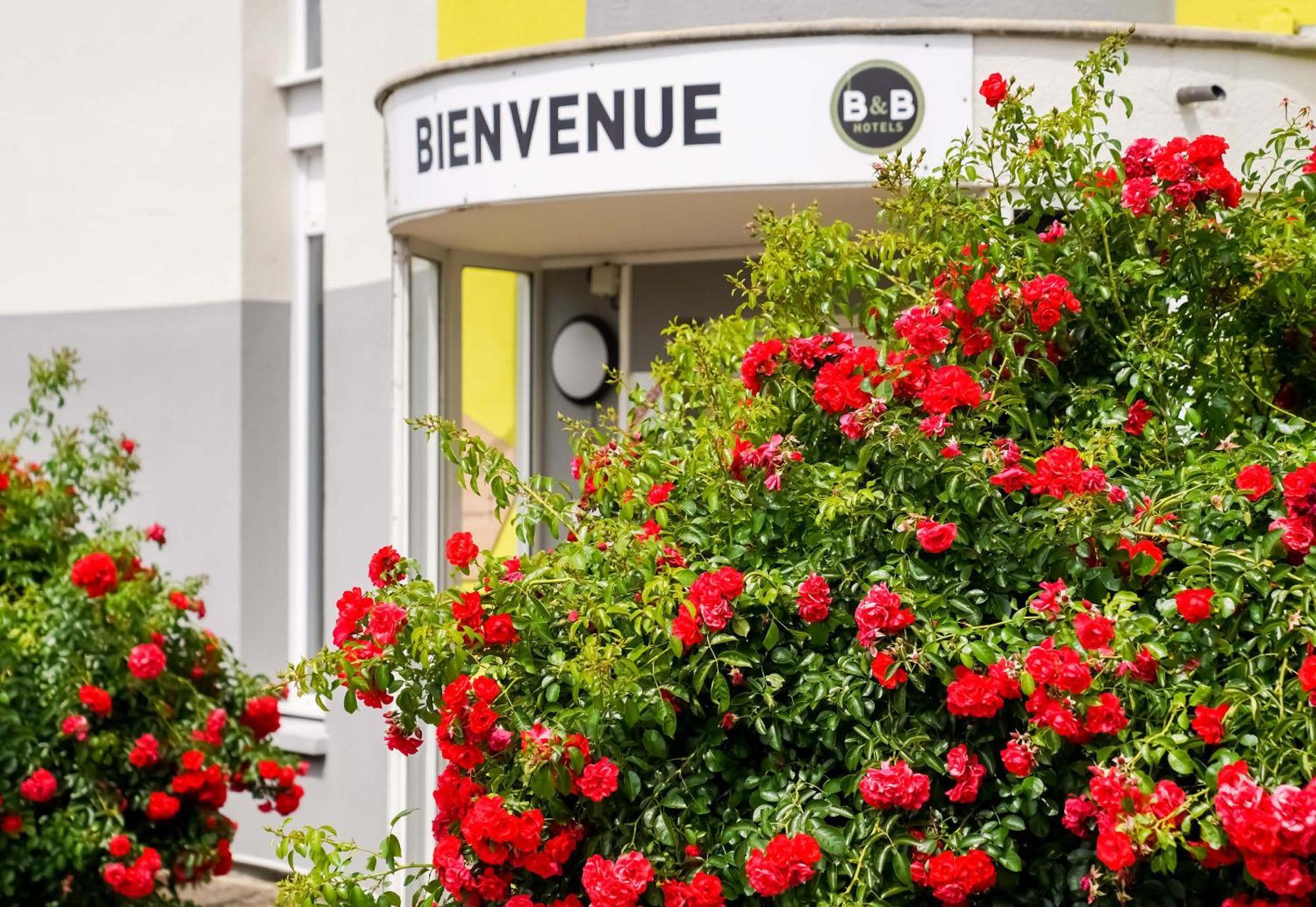 B&B Hotel Saint-Witz Hotel 2*